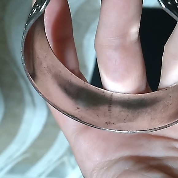 VINTAGE Flowers & Vines on Silver-like Bracelet - Picture 5 of 9